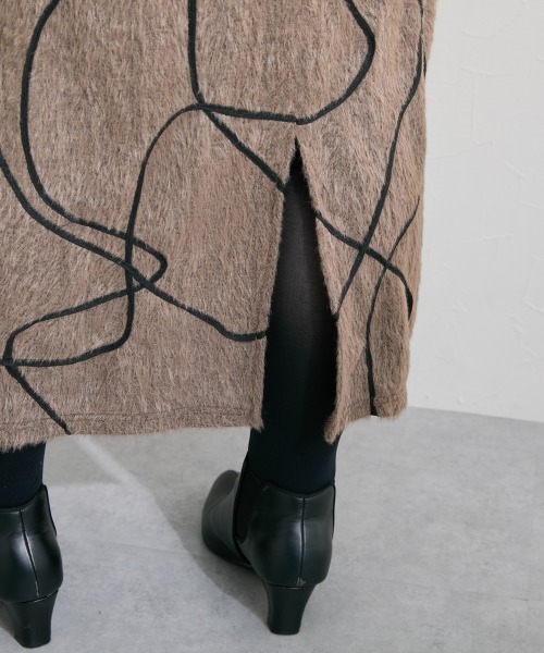 SMILE LAND（スマイルランド）の「＜大きいサイズ＞コード刺しゅうシャギースカート（ゆったりヒップ）（スカート・レディース・モカ/ブラック系・L/LL/3L/4L/5L）」の19枚目の写真