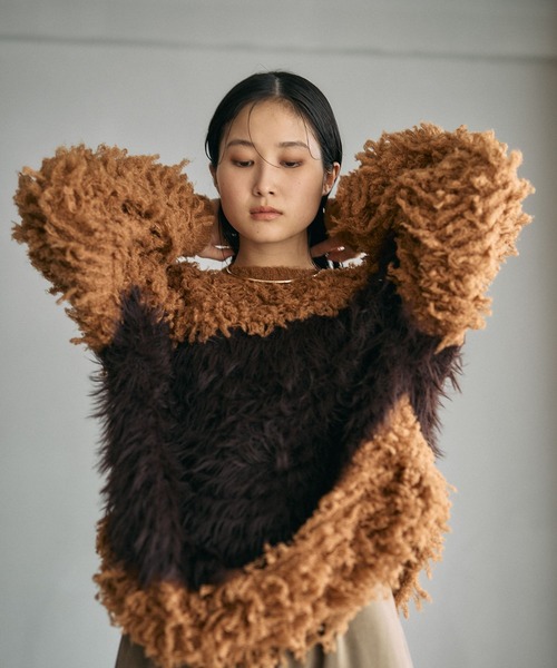 LEPSIM(レプシィム)の「3ゲージアシメコンビプルオーバー 600550(ニット/セーター・レディース・チャコールグレー/カーキ/キャメル・FREE)」の3枚目の写真