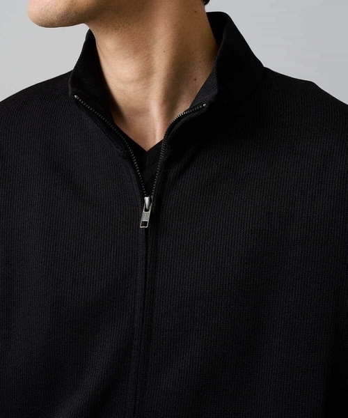 a.v.v（アーヴェヴェ）の「【イージーケア/毛玉になりにくい】アゼダブルフェイススタンドカラーカーディガン【ストレッチ/洗濯機で洗える】（カーディガン/ボレロ・メンズ・ライトグレー/ブラック・46/48/50）」の5枚目の写真