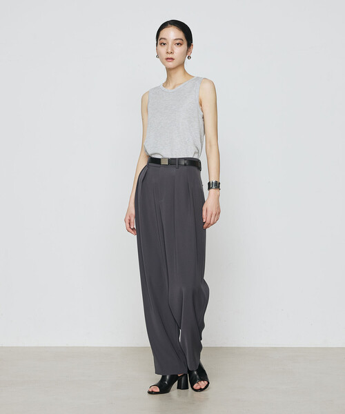 Gabardine K.T（ギャバジンケーティー）の「ラメテレコ タンクトップ（タンクトップ・レディース・ライトグレー/ライトベージュ/サックスブルー・9号/11号）」の4枚目の写真