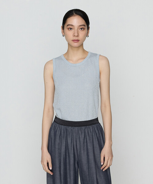 Gabardine K.T（ギャバジンケーティー）の「ラメテレコ タンクトップ（タンクトップ・レディース・ライトグレー/ライトベージュ/サックスブルー・9号/11号）」の16枚目の写真