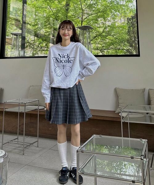NICK&NICOLE(ニックアンドニコール)の「BUTTERFLY SIGNATURE SWEATSHIRT_MELANGE NAVY(スウェット・レディース・その他・FREE)」の5枚目の写真