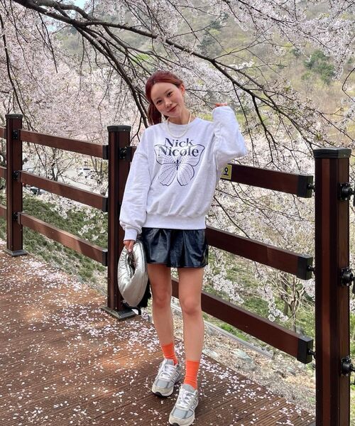 NICK&NICOLE(ニックアンドニコール)の「BUTTERFLY SIGNATURE SWEATSHIRT_MELANGE NAVY(スウェット・レディース・その他・FREE)」の7枚目の写真