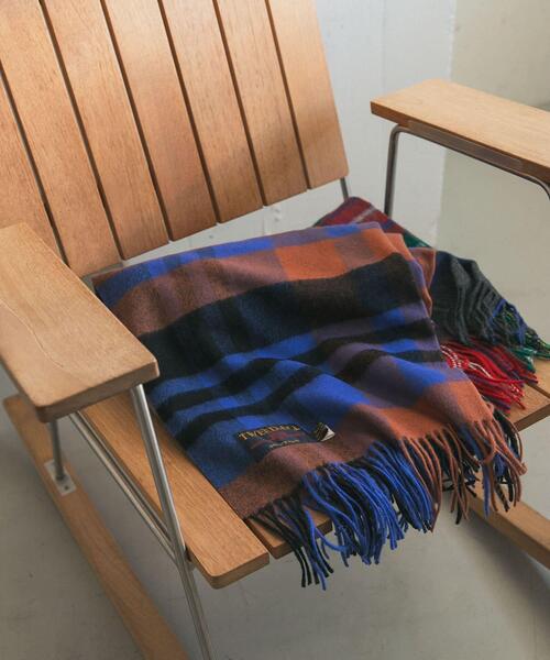 TWEED MILL(ツイードミル)の「『一部別注カラー』TWEED MILL Lambswool Stole(マフラー・レディース・ダークブラウン/グリーン系その他/ブルー系その他/グレー系その他/ブラウン系その他/イエロー系その他・FREE)」の11枚目の写真