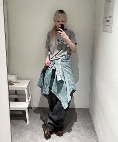 INSILENCE(インサイロンス)の「ディストロイドペインテッドデニムパンツBLUE(デニムパンツ・レディース・その他・SMALL/MEDIUM/LARGE)」の8枚目の写真