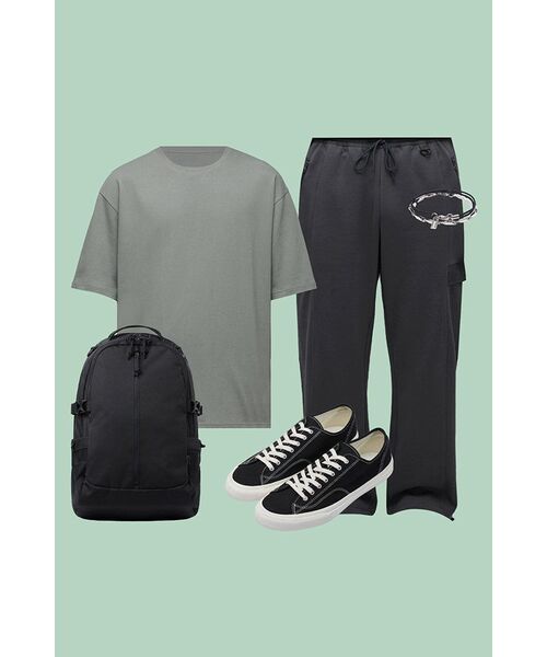 MUSINSA STANDARD（ムシンサスタンダード）の「リラックスフィットクルーネックTシャツ2 [カーキグレー]（Tシャツ/カットソー・メンズ・その他・SMALL/MEDIUM/LARGE/X-LARGE/XX-LARGE/XXX-LARGE）」の7枚目の写真