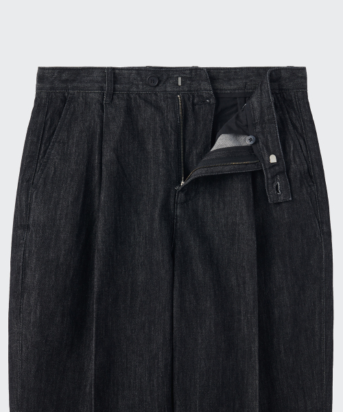 MUSINSA STANDARD（ムシンサスタンダード）の「ワンタックワイドデニムスラックス [ロー ブラック]（デニムパンツ・メンズ・その他・29/30/31/33/26/27/28/40/38/42/36/34/32）」の4枚目の写真
