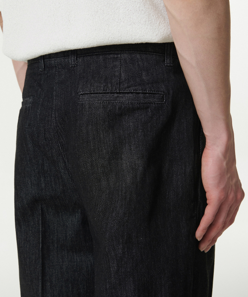 MUSINSA STANDARD（ムシンサスタンダード）の「ワンタックワイドデニムスラックス [ロー ブラック]（デニムパンツ・メンズ・その他・29/30/31/33/26/27/28/40/38/42/36/34/32）」の6枚目の写真