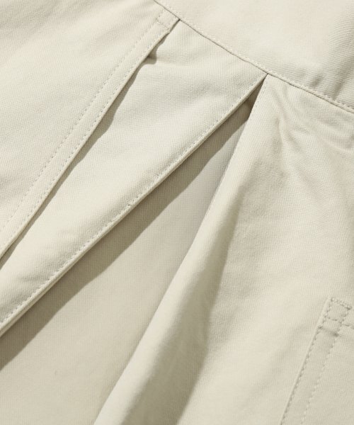 TRILLION(トリリオン)の「サイドタックスナップボタンワイドコットンパンツ (クリーム)(その他パンツ・レディース・その他・X-LARGE/MEDIUM/LARGE)」の8枚目の写真