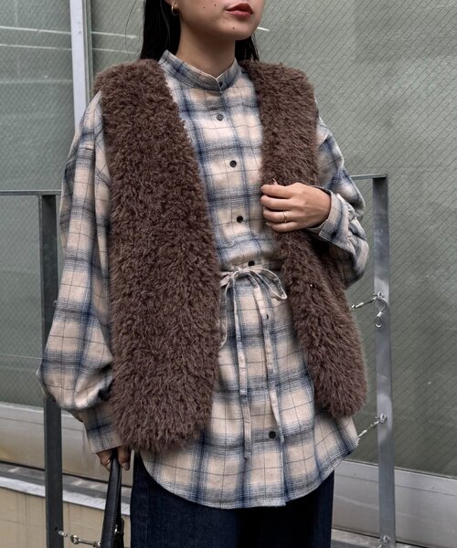 CIAOPANIC TYPY(チャオパニックティピー)の「ウエストマークチェックオーバーシャツ(シャツ/ブラウス・レディース・ネイビー/ブラウン/ベージュ・ONE SIZE)」の3枚目の写真