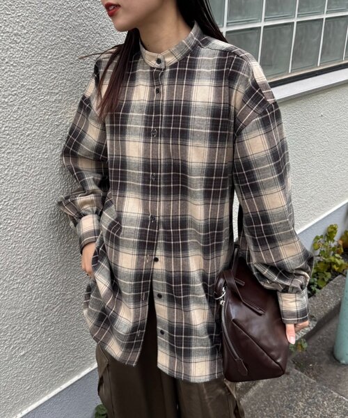 CIAOPANIC TYPY(チャオパニックティピー)の「ウエストマークチェックオーバーシャツ(シャツ/ブラウス・レディース・ネイビー/ブラウン/ベージュ・ONE SIZE)」の2枚目の写真