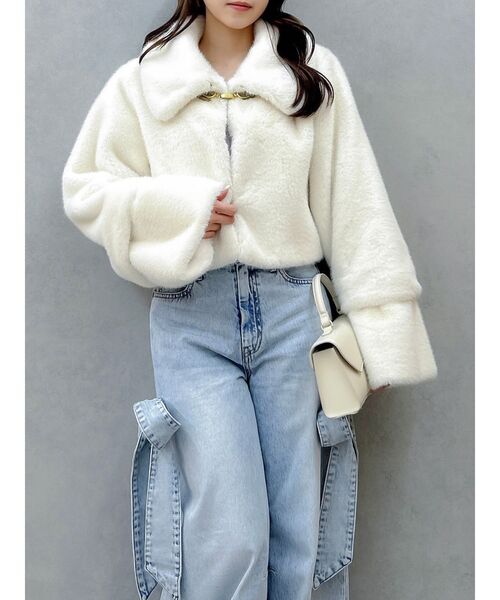 dazzlin(ダズリン)の「ビットショートミンクライクファーコート(その他アウター・レディース・チャコールグレー/オフホワイト・FREE)」の7枚目の写真