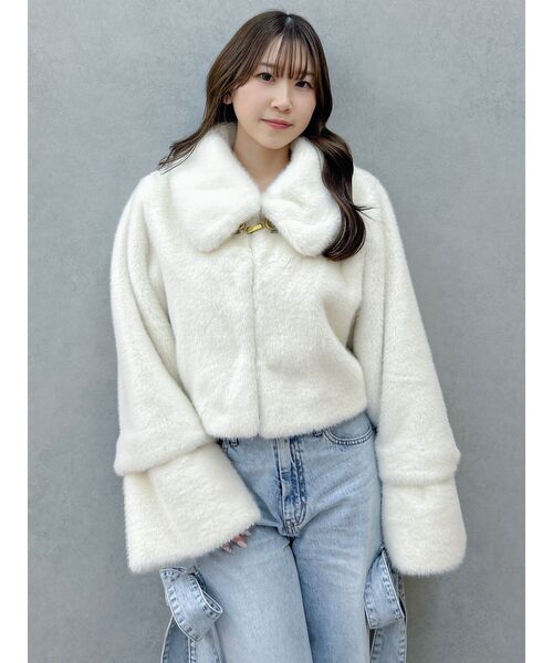 dazzlin(ダズリン)の「ビットショートミンクライクファーコート(その他アウター・レディース・チャコールグレー/オフホワイト・FREE)」の9枚目の写真