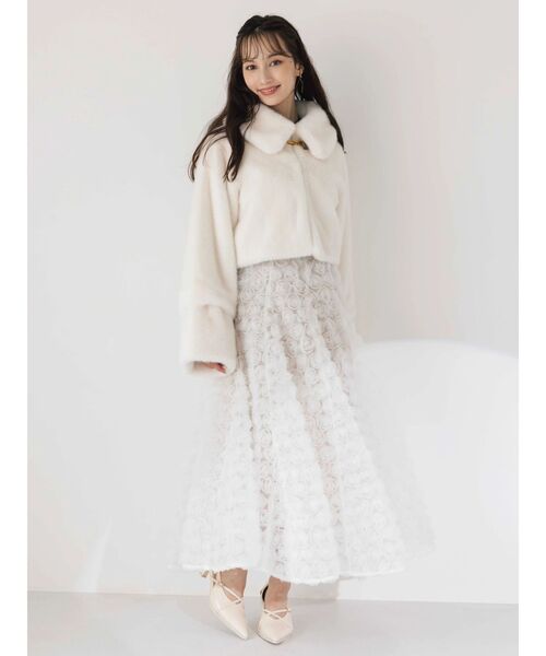 dazzlin(ダズリン)の「ビットショートミンクライクファーコート(その他アウター・レディース・チャコールグレー/オフホワイト・FREE)」の15枚目の写真