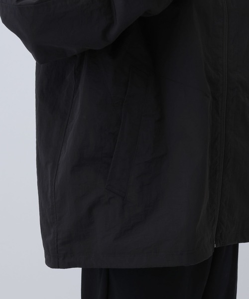 ALAND(エーランド)の「【UNISEX】ALAND×INAPSQUARE/フードジャケット(ナイロンジャケット・レディース・ブラック/ネイビー・LARGE/SMALL)」の18枚目の写真