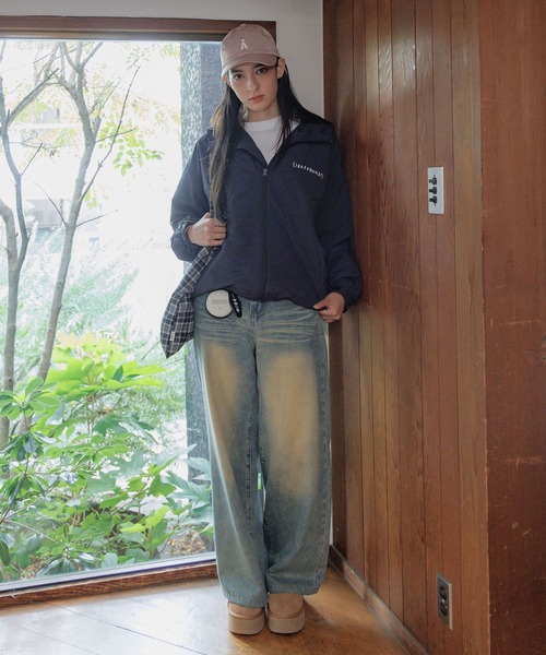 ALAND(エーランド)の「【UNISEX】ALAND×INAPSQUARE/フードジャケット(ナイロンジャケット・レディース・ブラック/ネイビー・LARGE/SMALL)」の5枚目の写真