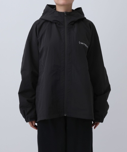 ALAND(エーランド)の「【UNISEX】ALAND×INAPSQUARE/フードジャケット(ナイロンジャケット・レディース・ブラック/ネイビー・LARGE/SMALL)」の13枚目の写真