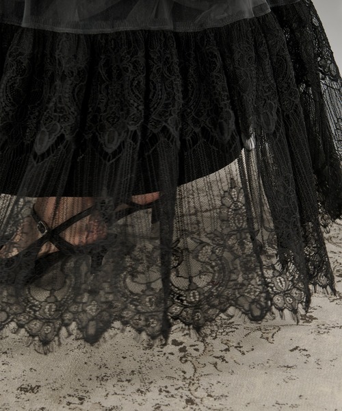 Ezick(エジック)の「lace tiered velour skirt レースベロアスカート(スカート・レディース・ブラック/チャコールグレー・FREE)」の10枚目の写真