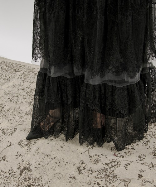 Ezick(エジック)の「lace tiered velour skirt レースベロアスカート(スカート・レディース・ブラック/チャコールグレー・FREE)」の11枚目の写真