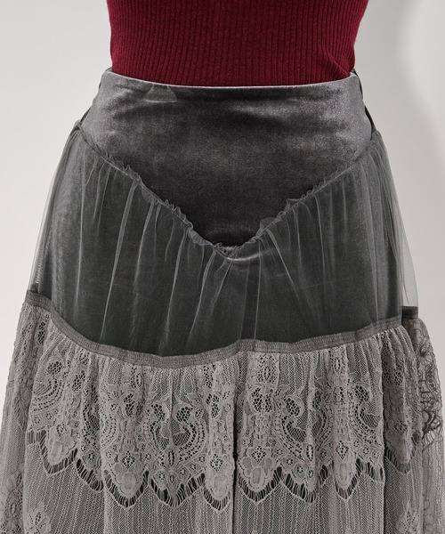 Ezick(エジック)の「lace tiered velour skirt レースベロアスカート(スカート・レディース・ブラック/チャコールグレー・FREE)」の20枚目の写真