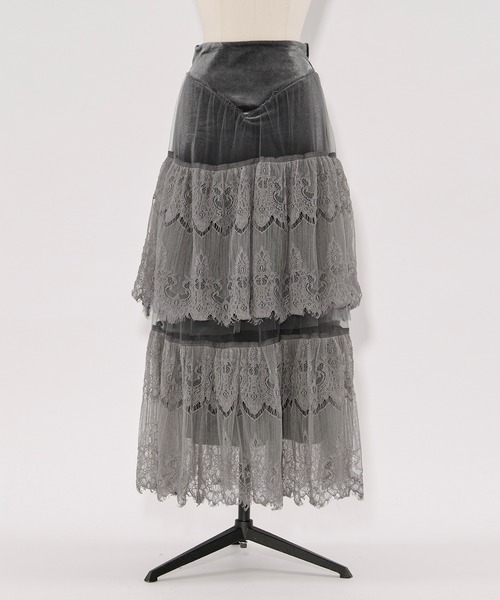 Ezick(エジック)の「lace tiered velour skirt レースベロアスカート(スカート・レディース・ブラック/チャコールグレー・FREE)」の14枚目の写真