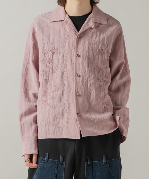 CASPER JOHN（キャスパージョン）の「Flower embroidery shirts/フラワーエンブロイダリーシャツ（シャツ/ブラウス・メンズ・ホワイト/ピンク/ブラック・X-SMALL/LARGE/MEDIUM/SMALL）」の4枚目の写真