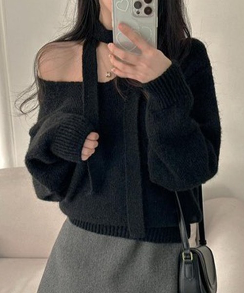 GLAMOROUS JANE(グラマラスジェーン)の「チョーカーリボン付Vネックショート丈ニットトップス(ニット/セーター・レディース・グレー/ホワイト/ブラック・FREE)」の7枚目の写真