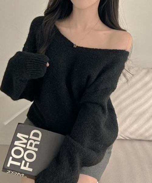 GLAMOROUS JANE(グラマラスジェーン)の「チョーカーリボン付Vネックショート丈ニットトップス(ニット/セーター・レディース・グレー/ホワイト/ブラック・FREE)」の12枚目の写真
