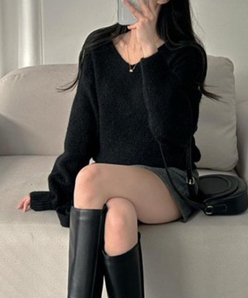 GLAMOROUS JANE(グラマラスジェーン)の「チョーカーリボン付Vネックショート丈ニットトップス(ニット/セーター・レディース・グレー/ホワイト/ブラック・FREE)」の13枚目の写真