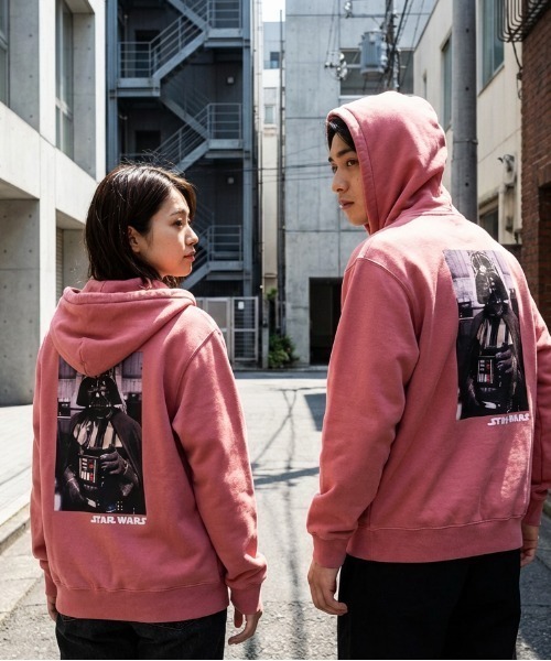 STAR WARS（スターウォーズ）の「『スター・ウォーズ/STARWARS』ジップパーカー Tシャツ フォトグラフィック オーバーサイズ ピグメント加工 ヴィンテージライク ムービー ZOZO限定（パーカー・メンズ・グレー系その他/ブルー系その他/ピンク系その他/グレー系その他2/グレー系その他3/グレー系その他4/グレー系その他5/グレー系その他6/グレー系その他7/ブルー系その他2/ブルー系その他3/ブルー系その他4/ブルー系その他5/ブルー系その他6/ブルー系その他7/ピンク系その他2/ピンク系その他3/ピンク系その他4/ピンク系その他5/ピンク系その他6/ピンク系その他7・MEDIUM/LARGE/X-LARGE）」の17枚目の写真
