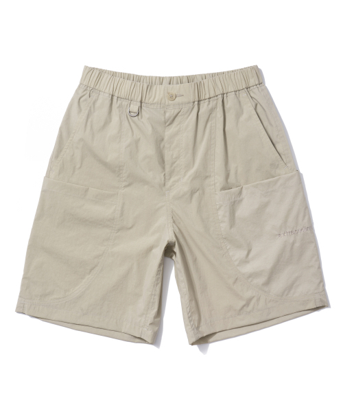 EXTRAORDINARY(エクストラオーディナリー)の「LAYERED POCKET SHORTS BEIGE(その他パンツ・メンズ・その他・MEDIUM/LARGE/X-LARGE)」の2枚目の写真