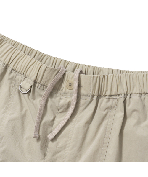 EXTRAORDINARY(エクストラオーディナリー)の「LAYERED POCKET SHORTS BEIGE(その他パンツ・メンズ・その他・MEDIUM/LARGE/X-LARGE)」の4枚目の写真