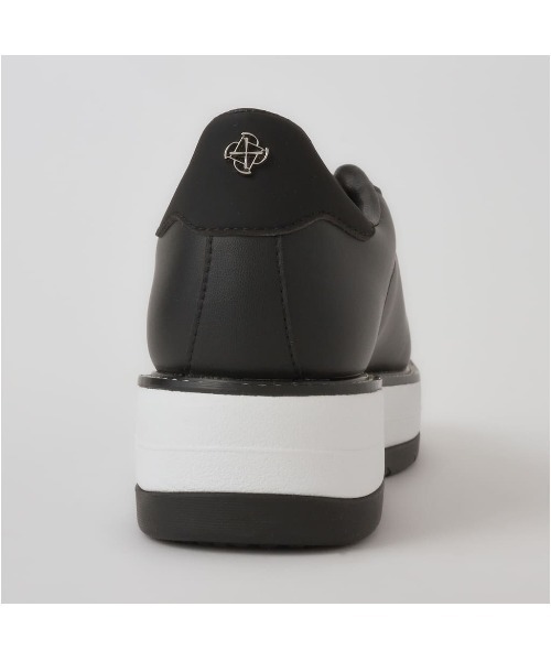 +diana(プラスダイアナ)の「【Premiumline】 レースアップスニーカー(スニーカー・レディース・ホワイト/ブラック/ダークベージュ・23.0cm/22.5cm/25.0cm/24.5cm/24.0cm/23.5cm/22.0cm)」の17枚目の写真