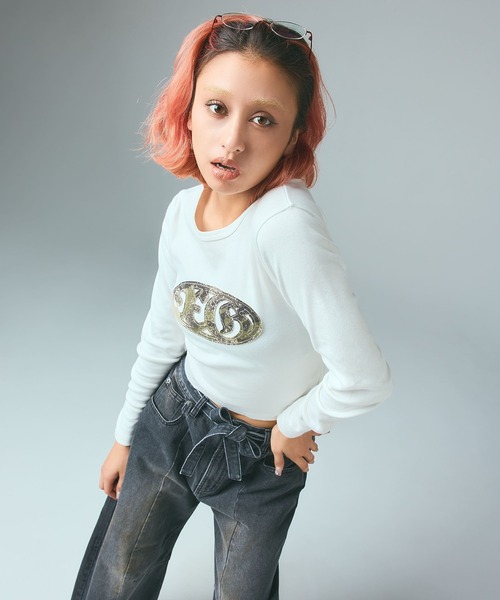 X-girl(エックスガール)の「OVAL LOGO PATCH L/S COMPACT TOP(Tシャツ/カットソー・レディース・ホワイト/カモフラージュ/チャコール・S/M)」の8枚目の写真