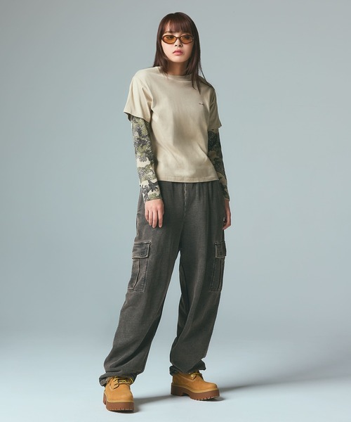 X-girl(エックスガール)の「OVAL LOGO PATCH L/S COMPACT TOP(Tシャツ/カットソー・レディース・ホワイト/カモフラージュ/チャコール・S/M)」の12枚目の写真