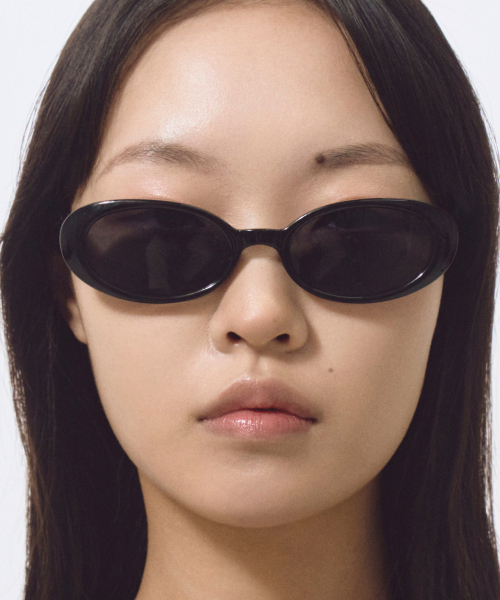 HANGLE EYEWEAR(ハングルアイウェア)の「Geek Oval Sunglasses Black(サングラス・レディース・その他・FREE)」の1枚目の写真