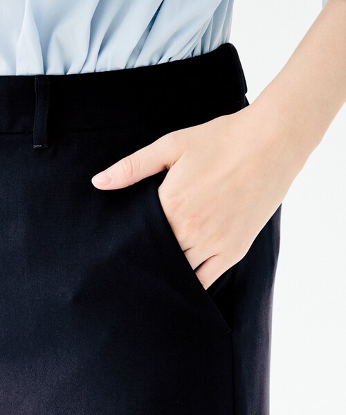 UNTITLED（アンタイトル）の「【洗えるスーツ／ストレッチ性／後ろウエストゴム】ワイドパンツ（その他パンツ・レディース・ネイビー/ブラック/ネイビー系5・00/01/02/03/04/42/44/46/48/50）」の5枚目の写真