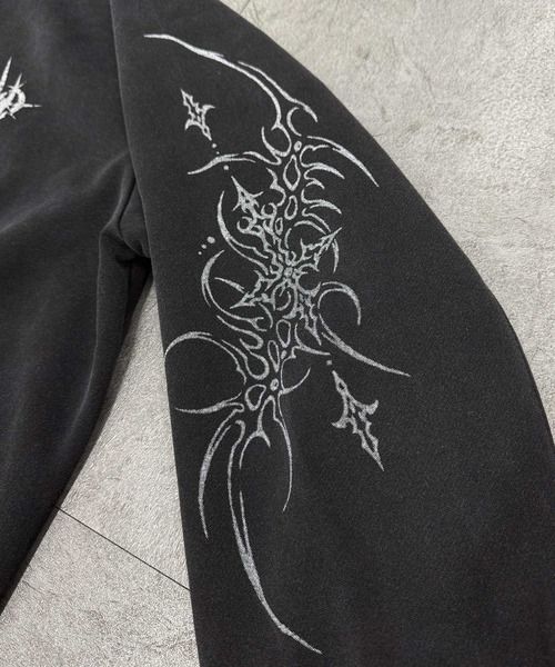 セール】《2サイズ展開 / UNISEX 》クロストライバル ミドル ジップ