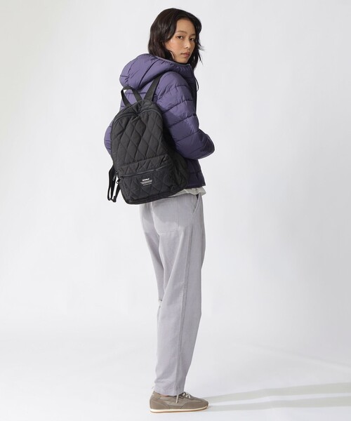 ECOALF（エコアルフ）の「FLOCK バックパック / FLOCK BACKPACK UNISEX（バックパック/リュック・レディース・グリーン系その他3/ブラック・FREE）」の6枚目の写真