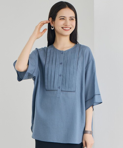 自由区(ジユウク)の「ナチュラルリネンタックデザイン ブラウス(シャツ/ブラウス・レディース・スカイブルー系/ブラウン系/ベージュ系1・44/46)」の3枚目の写真