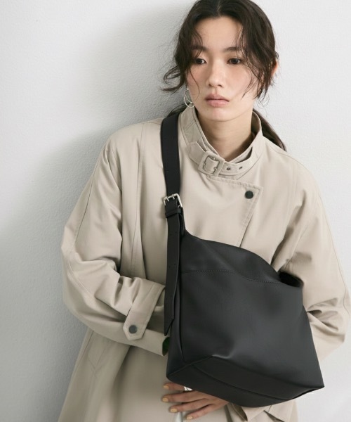 ロングベルト2WAYスクエアバッグ（ショルダーバッグ）｜Lutim by u