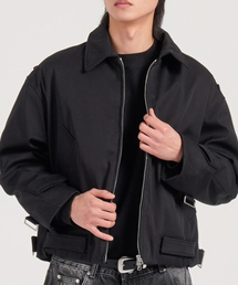 BUTTON SEOUL（ボタンソウル）の「クロップシルエットミニマルツーウェイパディッドブルゾンジャケット（ブラック）（MA-1）」