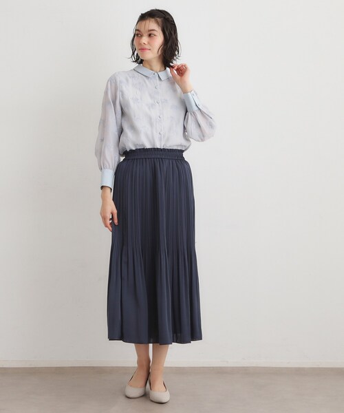 LAURA ASHLEY（ローラアシュレイ）の「【定番人気！洗える／ウエストゴム仕様】ソフトサテンプリーツスカート（スカート・レディース・ピンク系/ネイビー/ゴールド・38/40）」の16枚目の写真