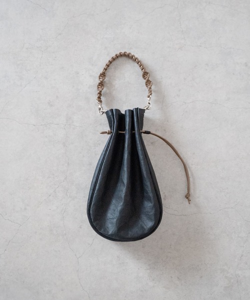 Senti(センティ)の「Dyneema Leather MEDICINE BAG L+HAND STRAP / ダイニーマレザー メディスンバッグ L+ハンドストラップ(ショルダーバッグ・メンズ・ブラック系その他/ブラック・FREE)」の10枚目の写真
