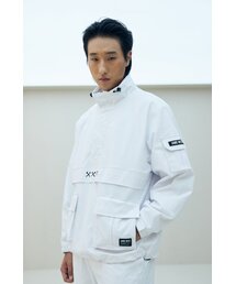 JAMIE WEST（ジェイミーウエスト）の「タクティカルアノラックプルオーバー（ホワイト）（マウンテンパーカー）」