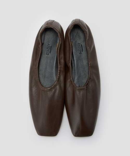 ESPIGA スムースレザー フラットシューズ 1.0cm BROWN（バレエシューズ