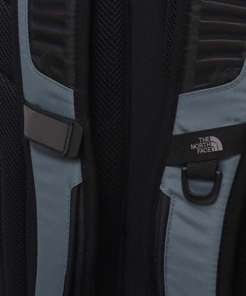 THE NORTH FACE(ザノースフェイス)の「THE NORTH FACE Big Shot / ザ ノース フェイス ビッグ ショット(バックパック/リュック・メンズ・ピンク/ネイビー/ベージュ・FREE)」の4枚目の写真