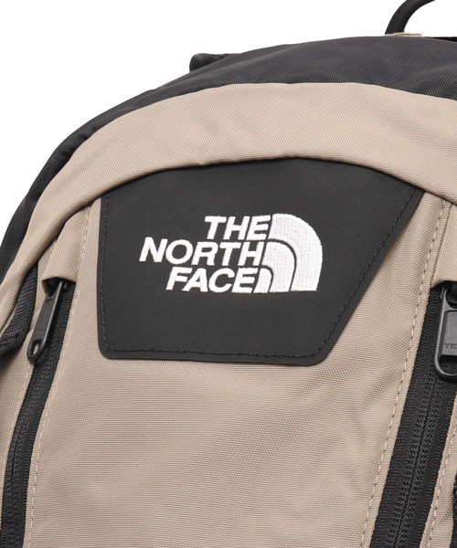 THE NORTH FACE(ザノースフェイス)の「THE NORTH FACE Big Shot / ザ ノース フェイス ビッグ ショット(バックパック/リュック・メンズ・ピンク/ネイビー/ベージュ・FREE)」の11枚目の写真