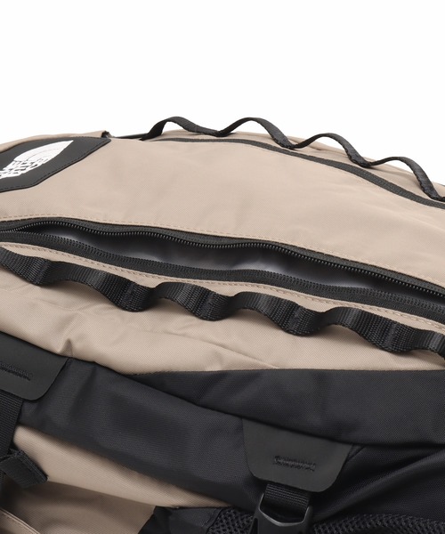 THE NORTH FACE(ザノースフェイス)の「THE NORTH FACE Big Shot / ザ ノース フェイス ビッグ ショット(バックパック/リュック・メンズ・ピンク/ネイビー/ベージュ・FREE)」の14枚目の写真
