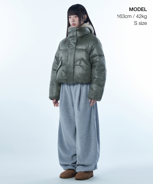 MUSINSA STANDARD WOMAN（ムシンサスタンダードウーマン）の「ウィメンズデイリープファーグロッシーショートダウンジャケット[セージ]（ダウンジャケット/コート・レディース・その他・LARGE/MEDIUM/SMALL）」の2枚目の写真